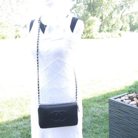 Vintage Chanel Black Caviar Leather Long Bag Wallet - Picture 4 of 16